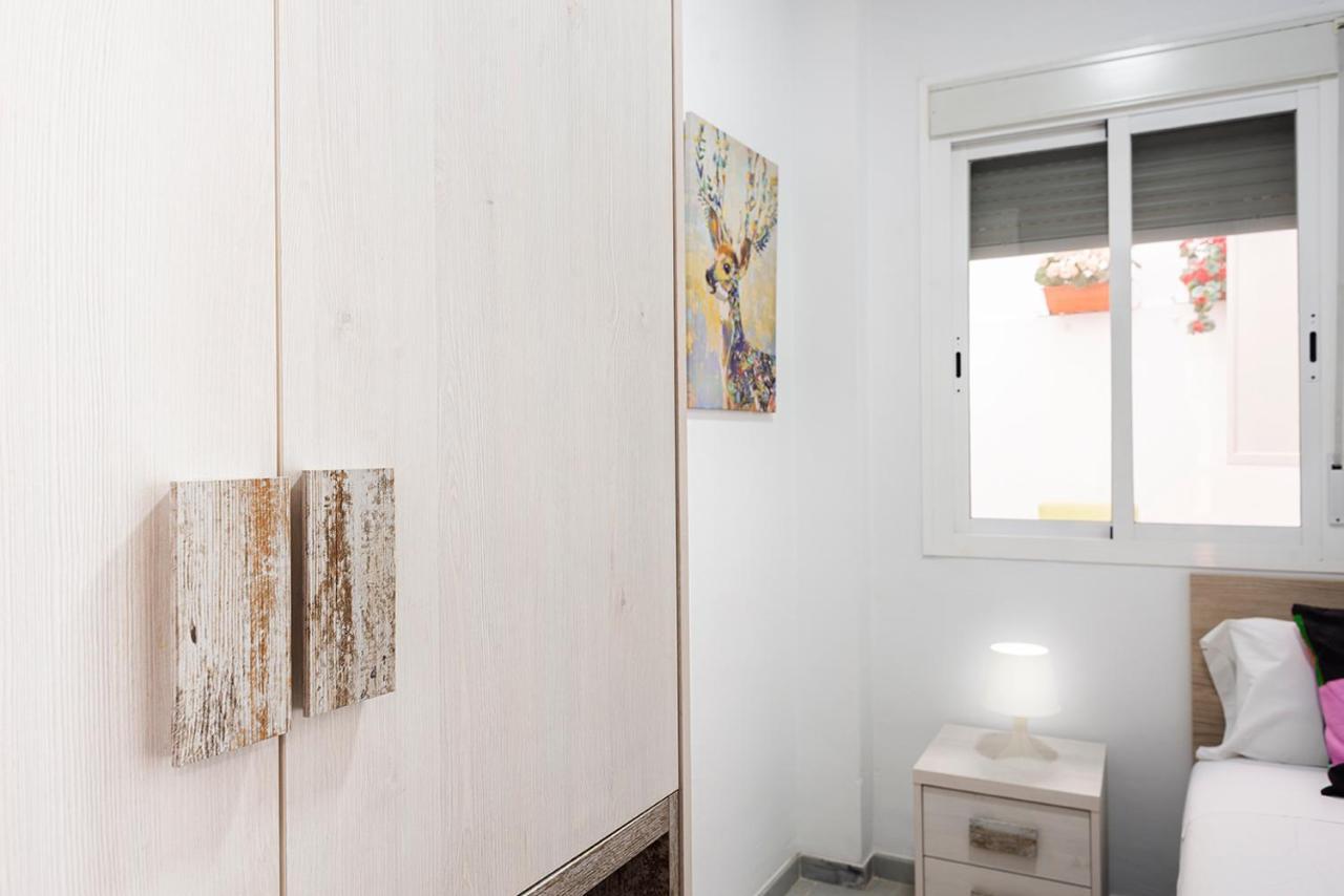 Alohamundi Feria Apartamento Sevilha Exterior foto